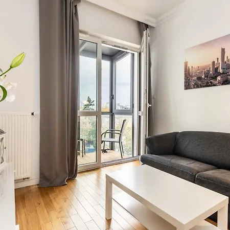 Apartamento Galeria Rondo Wiatraczna Varsóvia